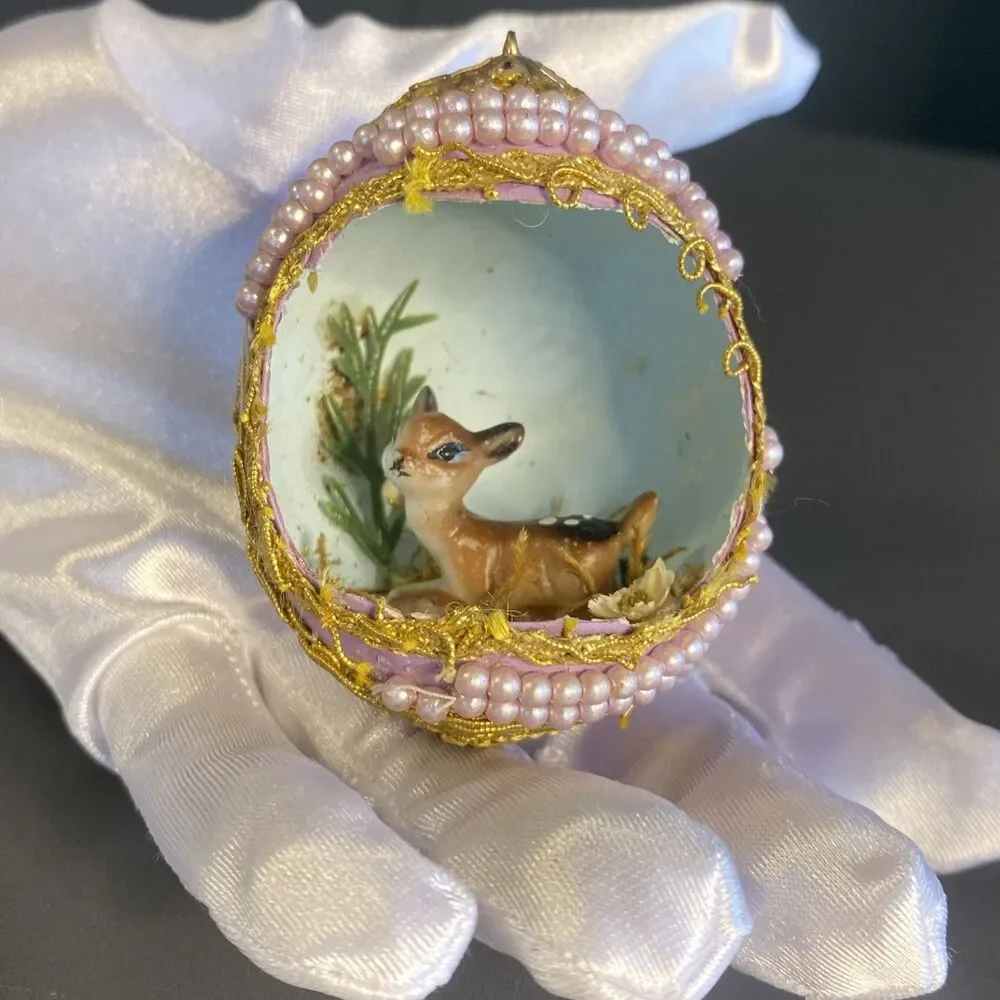 Vintage Handmade Diorama Christmas Ornament 3D Beaded Deer Scene Purple Holiday